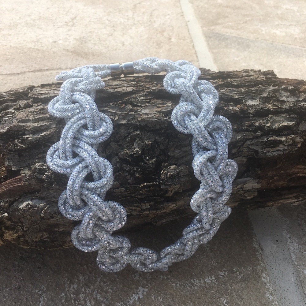 White Mesh Necklace